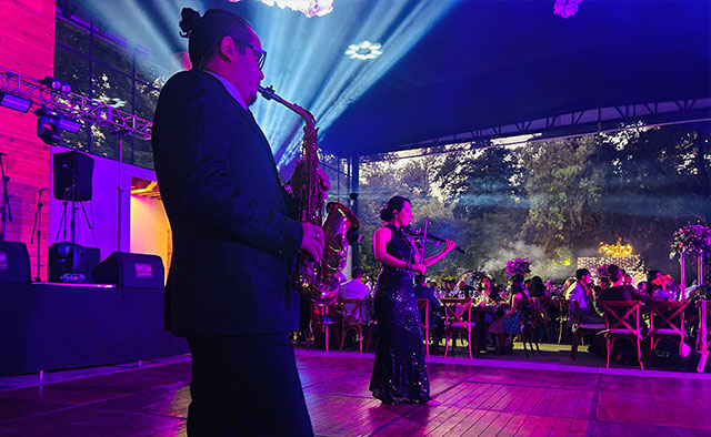 Dueto de sax y piano